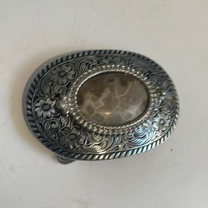 Men’s belt buckle